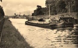 Chauny * Péniches Batellerie * Canal De St Quentin Reliant L'oise à La Sambre * Péniche Barge Chaland - Chauny