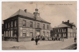 La Mairie Et Les écoles. Carte écrite Par Le Personnage Marqué D'une Croix - Le Chesne