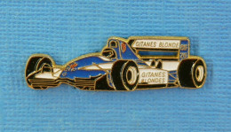 1 PIN'S // ** F1 / LIGIER JS37  RENAULT / GITANES BLONDES ** . (Winner) - Renault