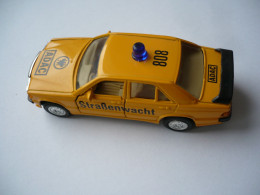 "WELLY"-Modellauto - Mod.8667 - Mercedes-Benz 190E -Straßenwacht ADAC 808 (1138) - Sonstige & Ohne Zuordnung