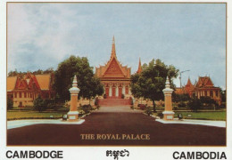 3 AK Cambodia * Royal Palace In Phnom Penh, Die Innenansichten Zeigen Das Schlafzimmer Der Königin Und D. Emerald Buddha - Cambodge