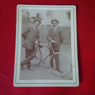 PHOTO AGDE 1911 CYCLISTES - Cycling