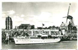 Zierikzee Haven Boot  Molen AM750 - Zierikzee