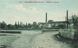 Prahecq * La Laiterie Du Village Et La Mare * Abreuvoir * Usine Industrie Lait Fromagerie - Autres & Non Classés