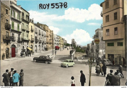 Sicilia-trapani-salemi Piazza Liberta' E Via Matteotti Veduta Auto Epoca Benzinaio Shell  Animatissima Veduta Anni 50/60 - Autres & Non Classés