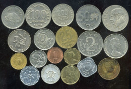 Lot De 19 Monnaies Du Monde ( 308 ) - Lots & Kiloware - Coins