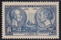 France  .  Y&T   .   427     .     **      .      Neuf Avec Gomme D'origine Et SANS Charnière - Unused Stamps