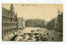 AK150464 BELGIUM - Bruxelles - Grand Place - Marktpleinen, Pleinen