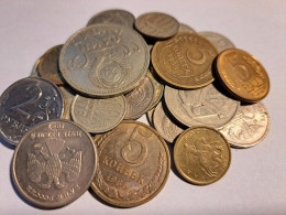 RUSSIE  Lot De 28 Monnaies  ( 329 ) - Kiloware - Münzen