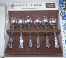 COFFRET ARTHUR PRICE OF ENGLAND LOT DE 6 PETITES CUILLERES A THE CAFE CISELE TBE - Silverware