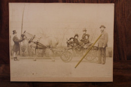 Photo 1880's Famille Enfants Attelage Calèche Cheval Fiacre France Tirage Albuminé Albumen Print Vintage - Ancianas (antes De 1900)