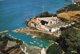 Ile De Groix * GROIX * Vue Aérienne , Port Lay , école De Voile Et La Plage * éditeur Cim N°56069 000.4234 - Groix