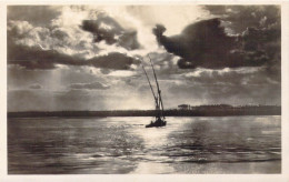 EGYPTE - Cairo - Sailing Boat On The Nile At Sunset - Carte Postale Ancienne - El Cairo