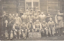 PHOTOGRAPHIE - Soldats - Uniformes - Képis - Carte Postale Ancienne - Photographie