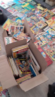 Très Intrèssant Gros Lot De BD , Dont Des Raretès , Et Quelques Tintin Et BD En Anglais , Deux Grand Cartons Et Un Sac P - Lots De Plusieurs BD