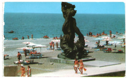 Pitsunda Beach Medeya Sculpture Abkhazia Soviet Georgia Black Sea Sunbathers 1970s Unused Postcard. Publisher Gruzinform - Géorgie