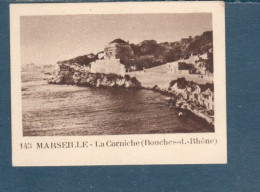 Chromo  Marseille La Corniche Bouches Du Rhône 60 X 45 Mm  Pub: Chocolat Julien Damoy Papier épais   2 Scans - Autres & Non Classés