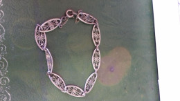B4/ CHAINETTE POUR POIGNER OU CHEVILLE - Necklaces/Chains