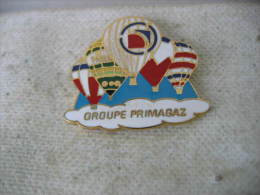 Pin's 5 Montgolfieres Du Groupe Primagaz - Montgolfières