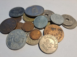 DANEMARK  Lot De 18  Monnaies  (  396) - Lots & Kiloware - Coins