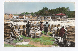 BASSIN D'ARCACHON  TRAVAUX OSTREICOLES  LE CHAULAGE DES TUILES CARTE  CIRCULEE - Lesparre Medoc