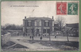 CPA Vue Peu Courante - VAL D'OISE - GRISY LES PLATRES - LA MAIRIE - Animation - édition J. Briolay / 108 - Other & Unclassified