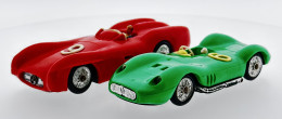 Lot De 2 Voitures. Les Miniatures De Norev. Maserati Sport 200 S/1 Et Mercedes Benz Competition.  - Norev