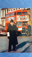 CPM BUS A ETAGE ANGLAIS AUTO VOITURE POLICEMAN LONDON 1969 DIXON - Bus & Autocars