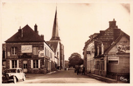 76 - OFFRANVILLE - S20882 - Rue De L'Eglise - Automobile - CPSM 14x9 Cm - Offranville