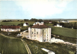 Cruzy Le Châtel - Château De Meaulnes - Cruzy Le Chatel