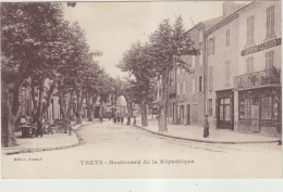 13     Trets Boulevard De La Republique - Trets