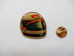 Beau Pin's , Auto F1 , Formule 1 , Casque Bertrand Gachot , Tabac Marlboro , Philips - F1