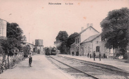 Nerondes - La Gare - Train    -  CPA°J - Nérondes