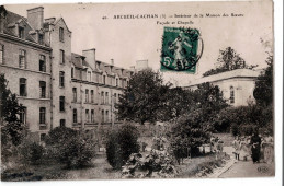 94 -  ARCUEIL- CACHAN -  Intérieur De La Maison Des Soeurs - Façade Et Chapelle    100 - Cachan