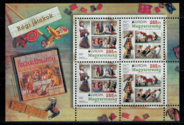 Hungary Ungarn Hongrie 2015 Europa CEPT Old Toys Block Of 2 Sets Mint - Puppen