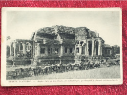 Angkor-Vath est Un site Archéologique Cambodge Indochine Carte Postale-CPA Postcard-monuments Important De L'art Khmer - Cambodge