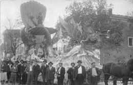 84-APT- CARTE PHOTO - CAVALCADE 1931-CHAR DE LA COQUILLE OUVERTE - A CONTROLER - Apt