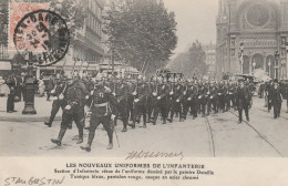 75008 - PARIS - Les Nouveaux Uniformes De L' Infanterie - Section D' Infanterie Vêtue De L' Uniforme.... - Uniformes