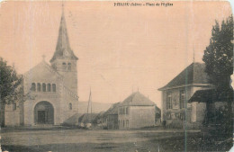 CPA 38 ISERE Les Abrets - FITILIEU - Place De L'Eglise - Etat - Aspect Toilé - Les Abrets