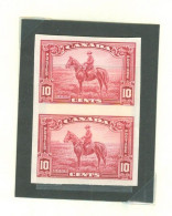 Mounted Police Montée; GRC / RCMP; Gendarmerie Timbre Scott # 223 Stamp; Paire NON Dentelée / NON Perforated  (10201-C) - Brieven En Documenten