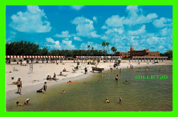 ST PETERSBURG, FL - SPA BEACH NEAR THE PIER -1982 FNC INC - - St Petersburg