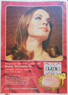 LUX SOAP ADVERTISING/ BEAUTY SOAP OF THE STARS "ROMY SCHNEİDER" - Produits De Beauté