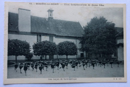 CPA 56 - Guéméné Sur Scorff - Cours Complémentaire De Jeunes Filles - Leçon De Gymnastique - Animé - Guemene Sur Scorff