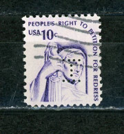 USA : - DROITS DE L'HOMME - N° Yvert 1179 Obli. & PERFORÉ "I" - Perforados