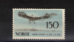 NORVEGE  Timbre Neuf ** De 1962   ( Ref 1315 A ) Transport - Aviation Anniversaire Du Premier Vol - Unused Stamps