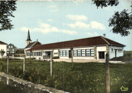 Réchicourt Le Château - Les écoles Et L'église - Rechicourt Le Chateau