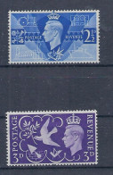 GRANDE-BRETAGNE 1946 N°235 & 263 Avec Charnières - Anniversaire De La Victoire - Symboles Maçonniques - Nuevos