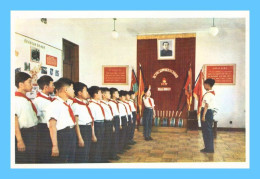 CPM - Palais Des Etudiants Et Des Pionniers - Pyongyang (Corée Du Nord) - Les Pionniers S'initient Aux Règles De La Vie - Corea Del Nord