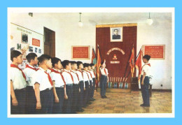 CPM - Palais Des Etudiants Et Des Pionniers - Pyongyang (Corée Du Nord) - Les Pionniers S'initient Aux Règles De La Vie - Korea, North