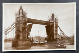 London Tower Bridge/ Ships/ Fotokarte - River Thames